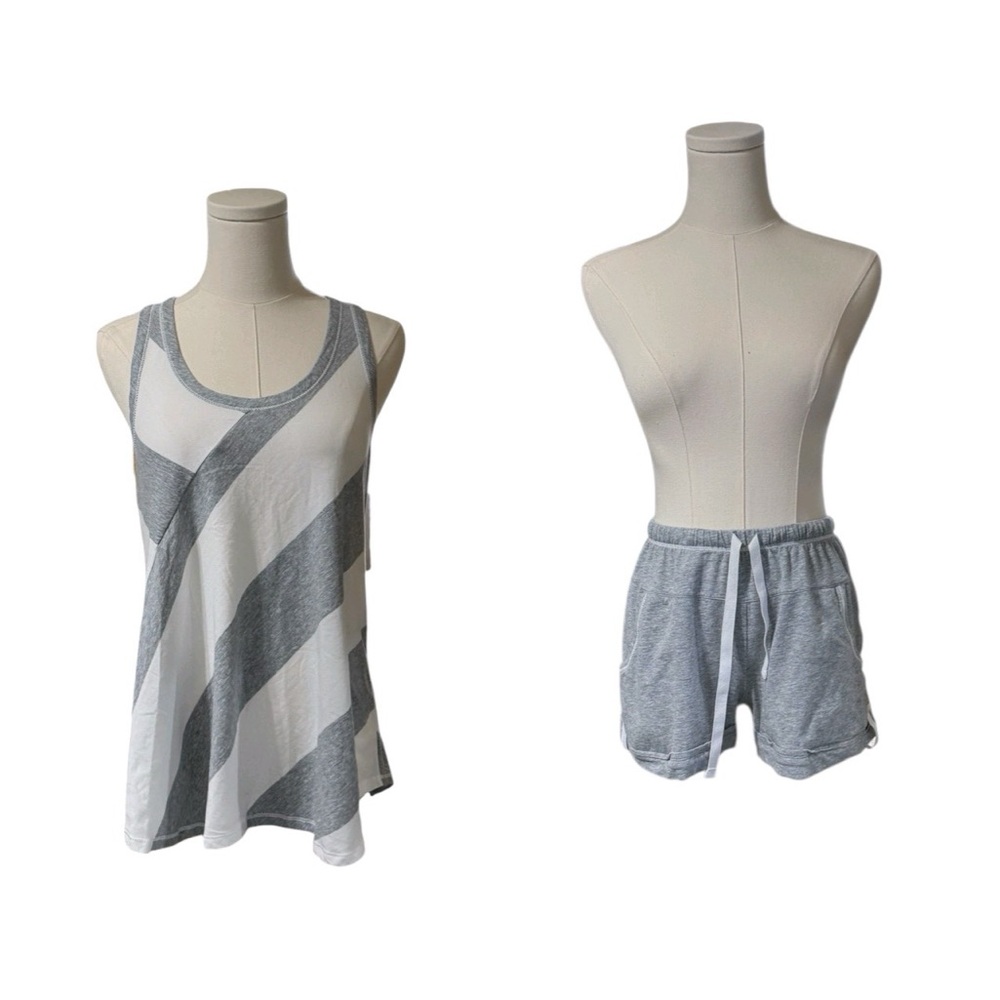 Women's DKNY 2 PC Pajamas Shorts Set NWT SZ SM.